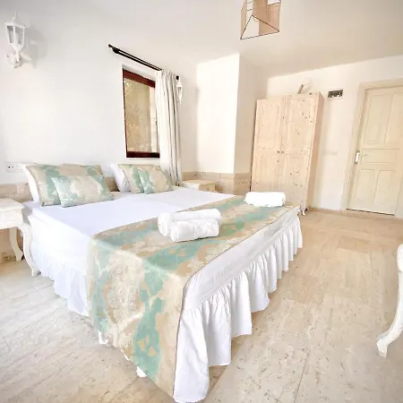 Club Barbarossa Villas Каш