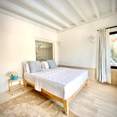 Club Barbarossa Kaş